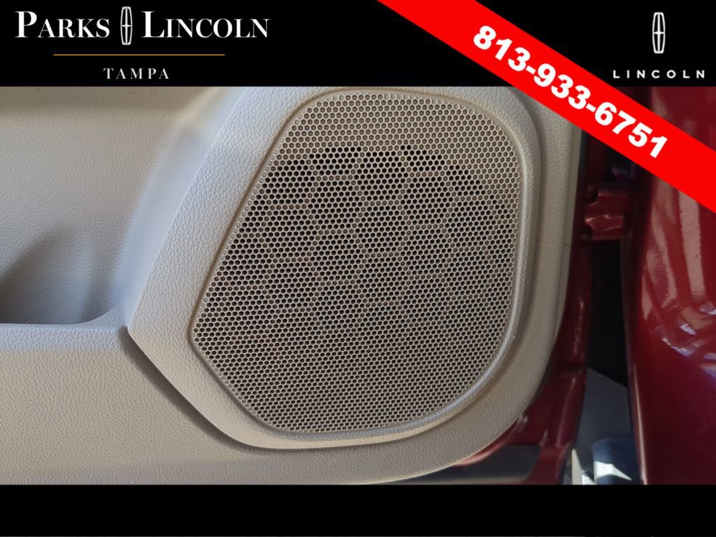 Used 2012 Cadillac SRX Luxury image 18