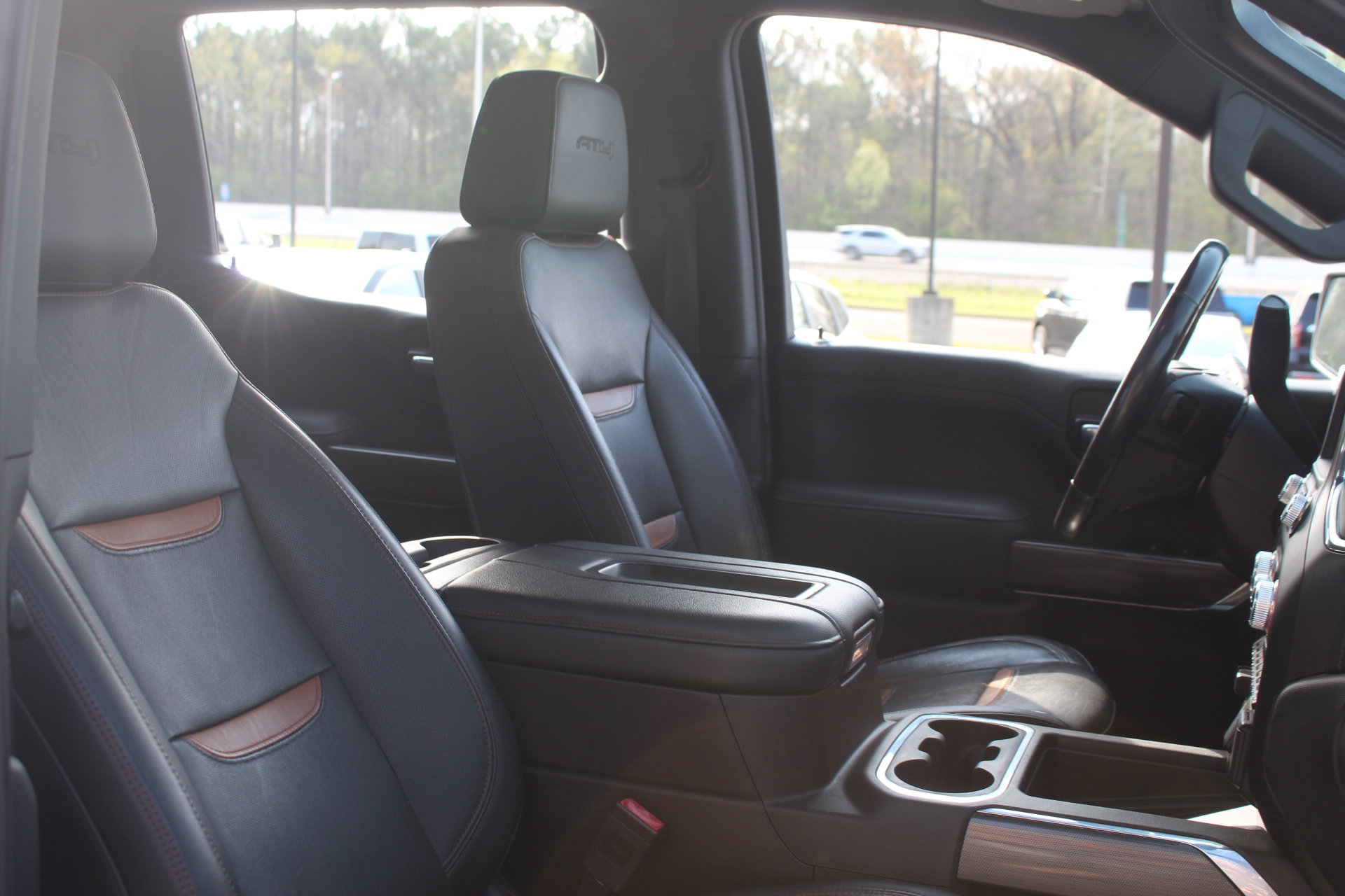 Used 2019 GMC Sierra 1500 AT4 w/ AT4 Premium Package image 40