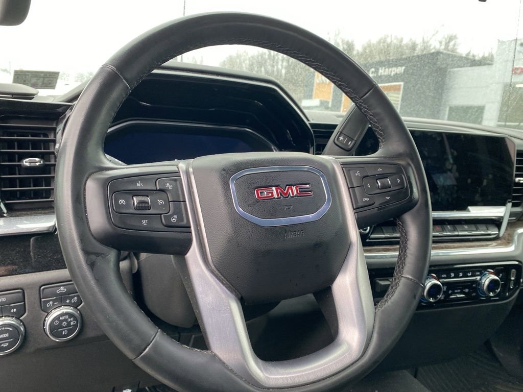 Used 2024 GMC Sierra 1500 Elevation image 9