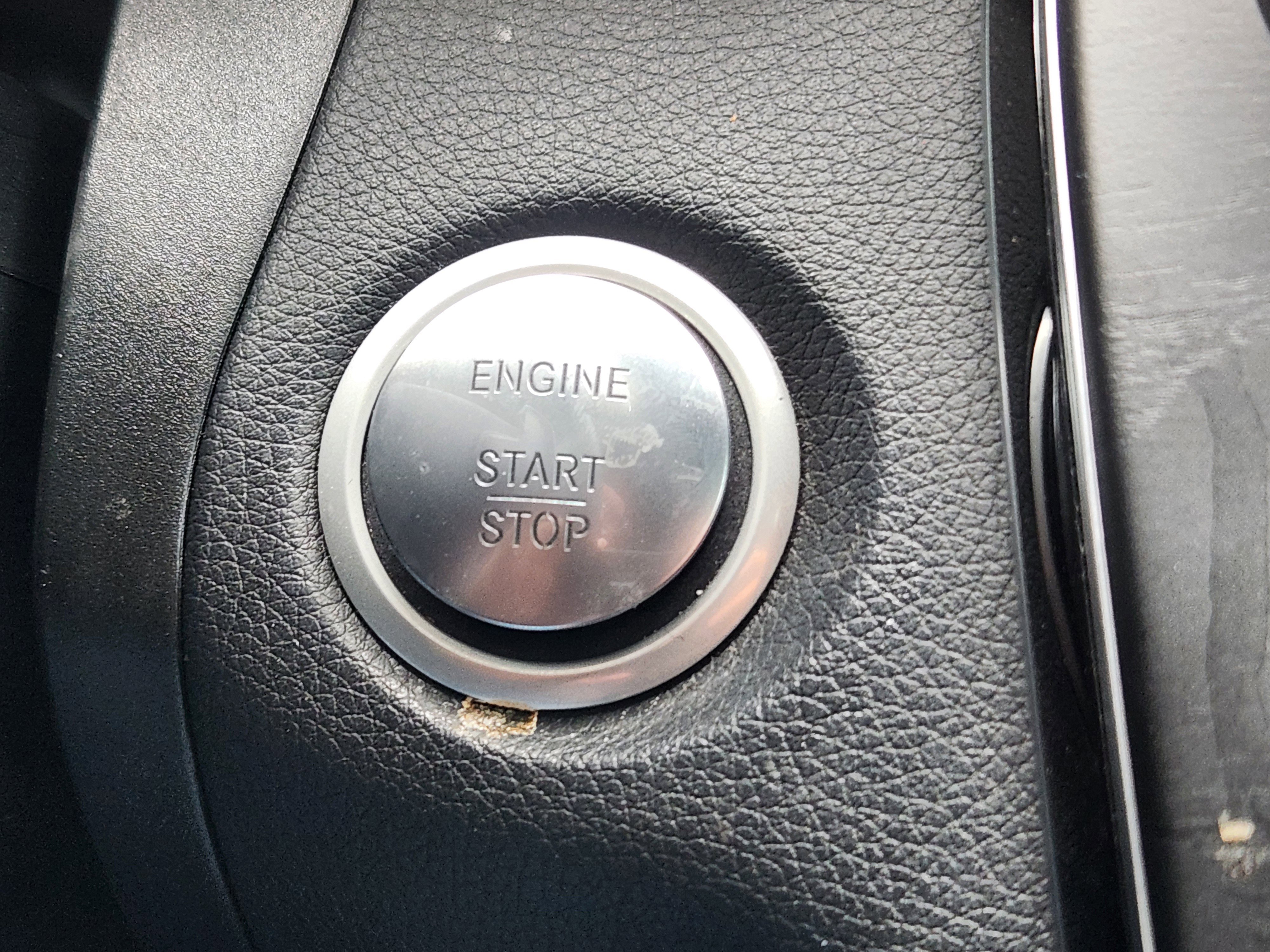 Used 2019 Mercedes-Benz GLC 300 GLC 300 image 30