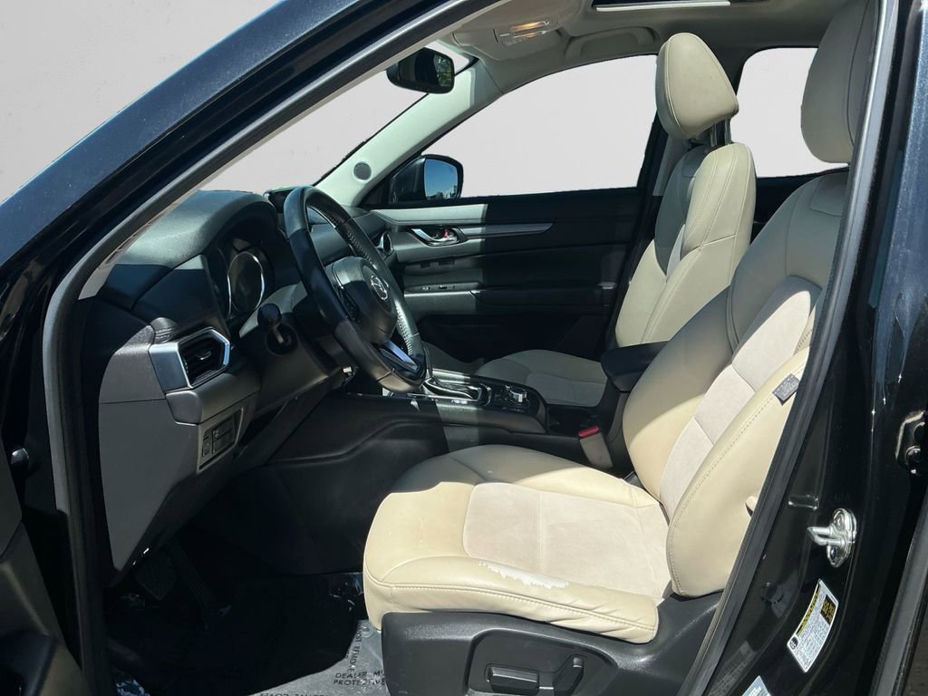 Used 2017 MAZDA CX-5 Touring w/ Preferred Equipment Package image 9