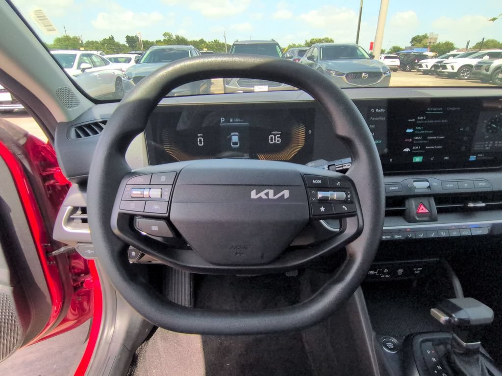 Used 2025 Kia K4 FWD image 22