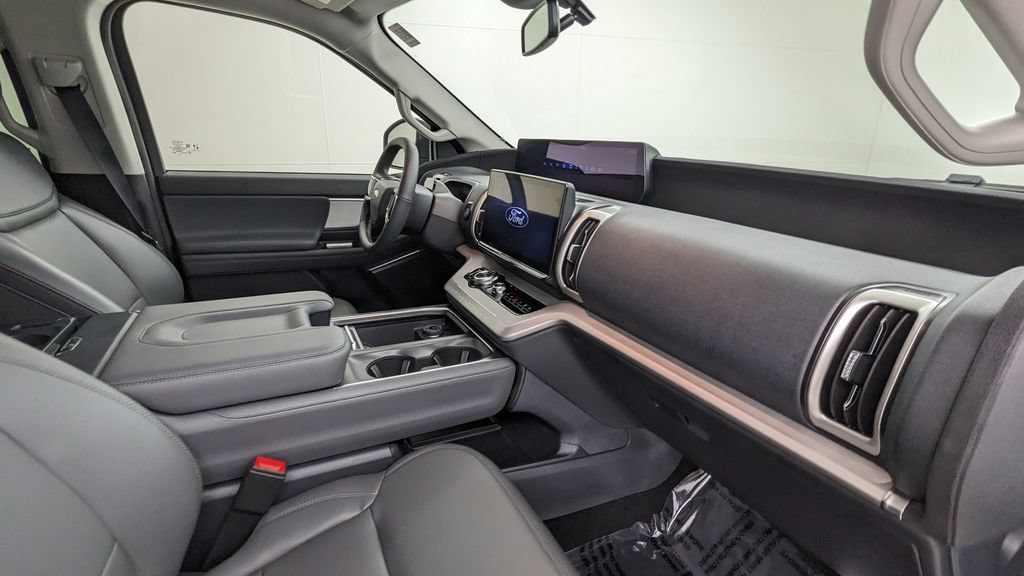 New 2027 Ford Expedition Active AWD/4WD image 39