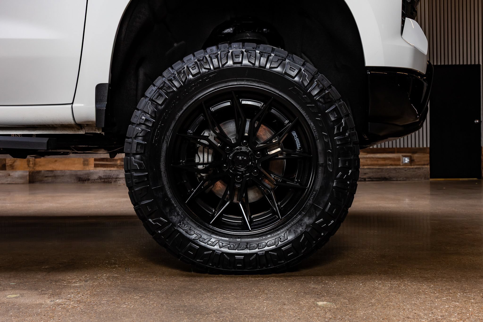 Used 2026 Chevrolet Silverado 1500 LT Trail Boss w/ Convenience Package II AWD/4WD image 12