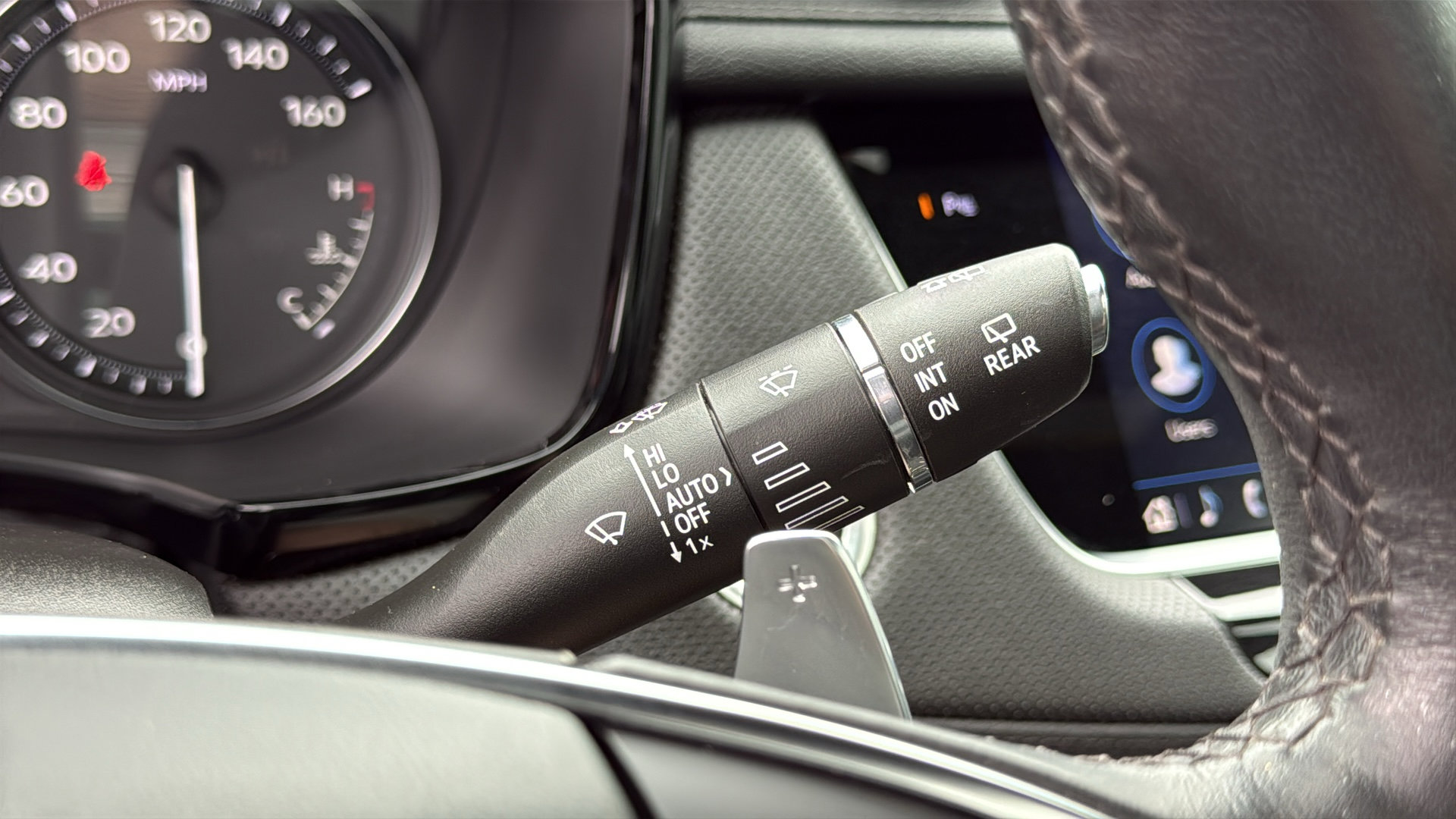 Certified 2024 Cadillac XT5 Sportv w/ Technology Package image 20