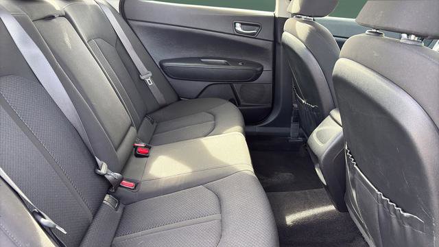 Used 2017 Kia Optima Premium image 18