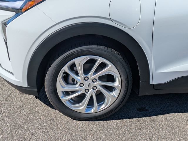 New 2027 Chevrolet Bolt LT w/ Comfort Package image 8