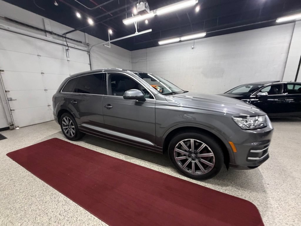 Used 2018 Audi Q7 3.0T Prestige AWD/4WD image 10