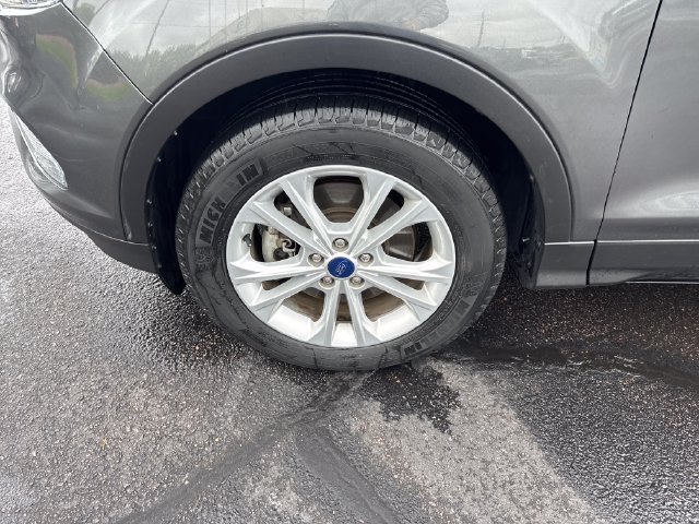 Used 2017 Ford Escape SE w/ Equipment Group 201A AWD/4WD image 24