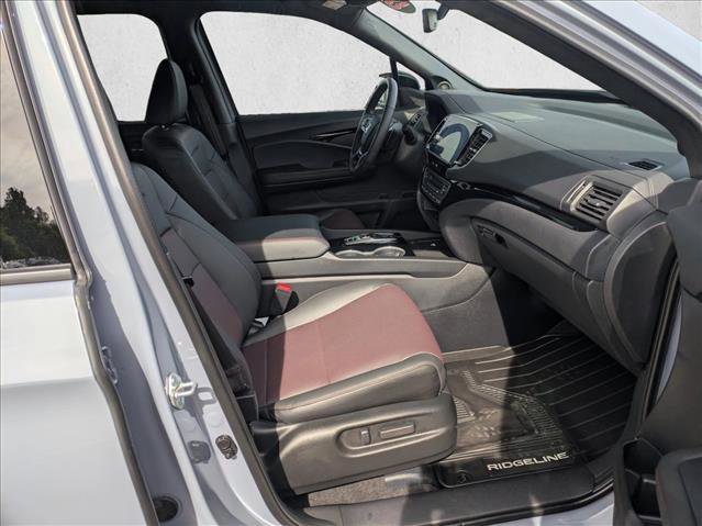 Used 2025 Honda Ridgeline Black Edition image 19