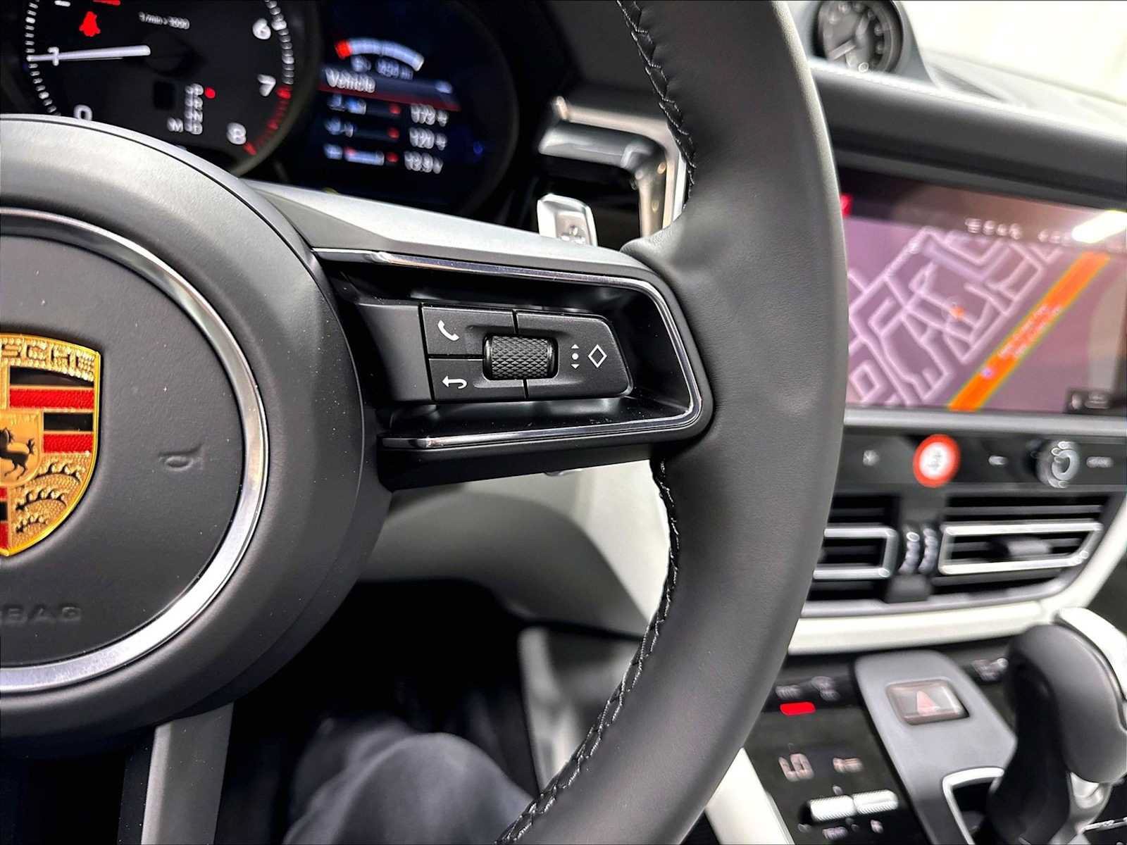 New 2026 Porsche Macan AWD/4WD image 20