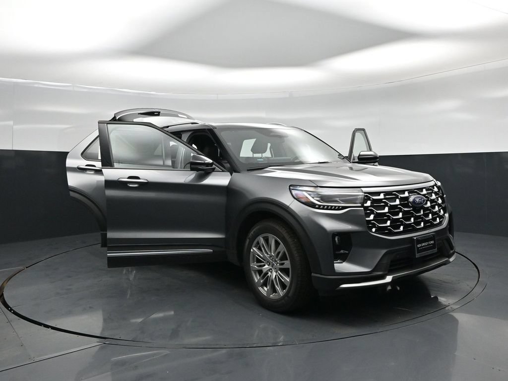 New 2026 Ford Explorer Platinum RWD image 32