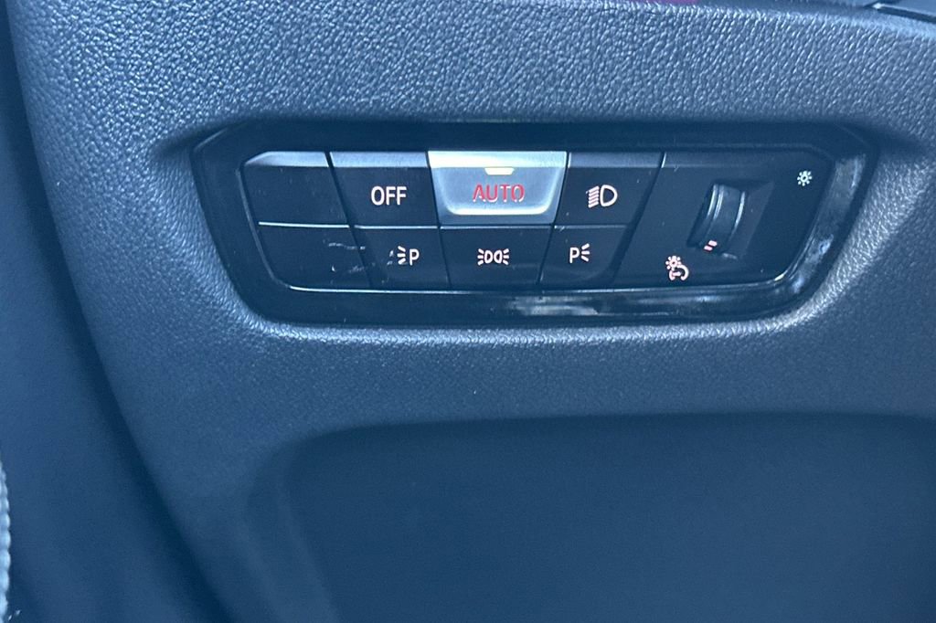 Used 2022 BMW 430i Convertible w/ Convenience Package image 28