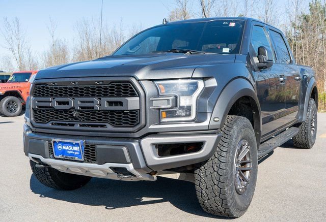 Used 2020 Ford F150 Raptor w/ Equipment Group 802A Luxury image 2