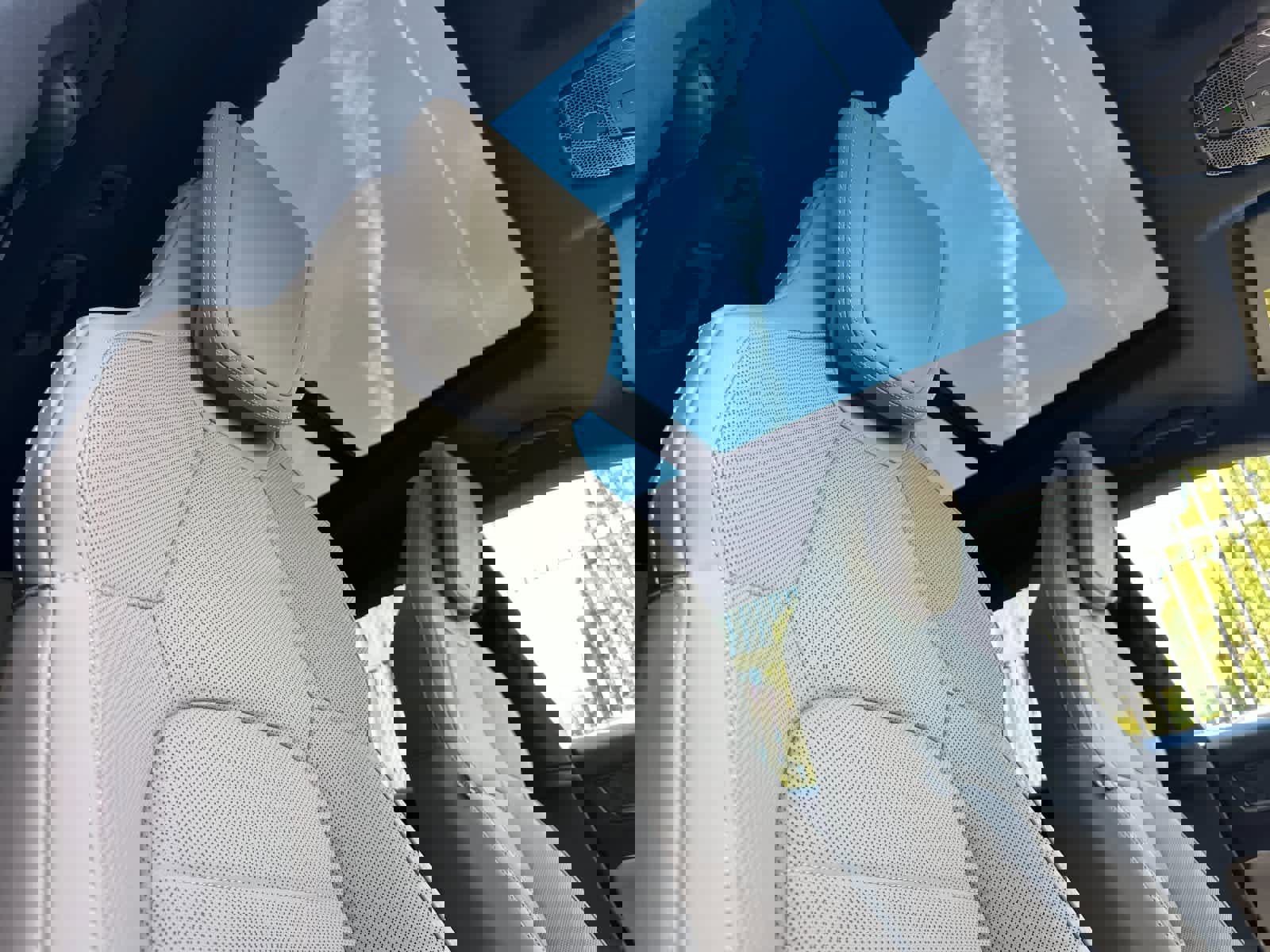 New 2026 Porsche Macan Electric image 18