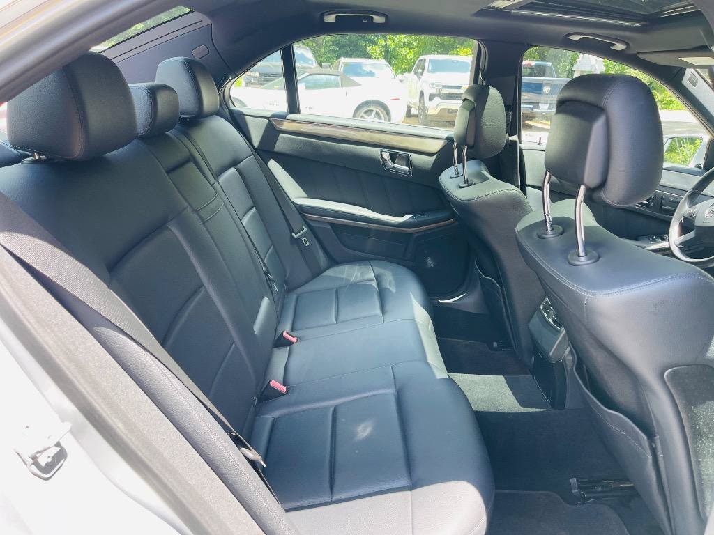 Used 2010 Mercedes-Benz E 350 Sedan image 45