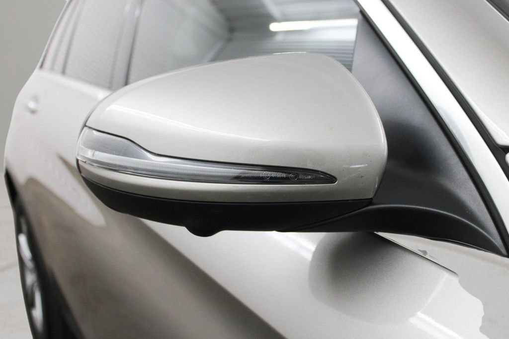Used 2022 Mercedes-Benz GLC 300 image 13