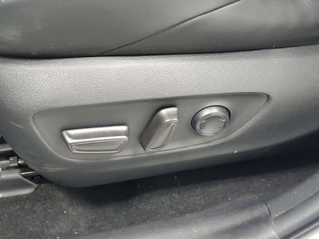 Used 2022 Toyota RAV4 XSE AWD/4WD image 13