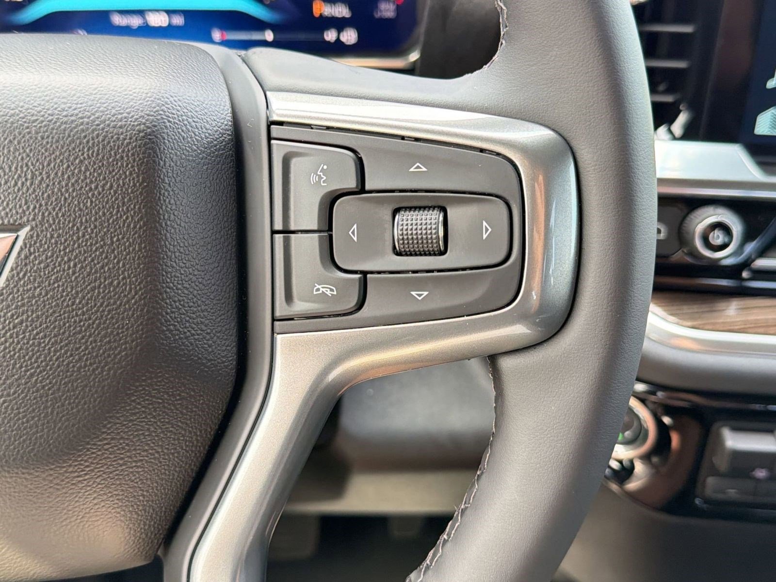 New 2026 Chevrolet Silverado 1500 LT w/ Z71 Off-Road Package image 23