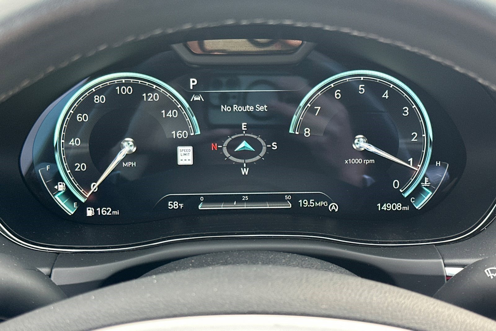 Used 2023 Genesis GV70 2.5T w/ Sport Prestige Package image 36