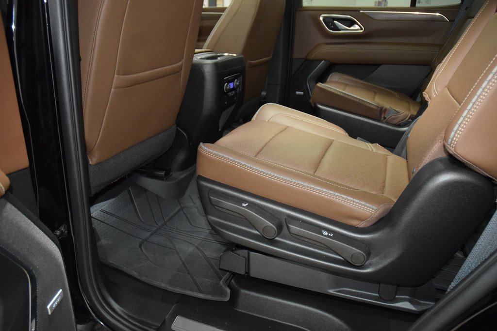 Used 2023 Chevrolet Tahoe High Country w/ Premium Package 2 image 41