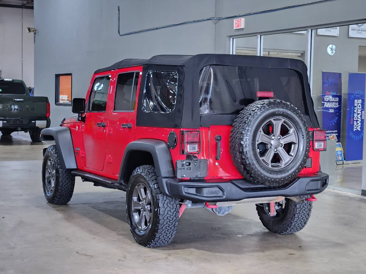 Used 2017 Jeep Wrangler Unlimited Rubicon AWD/4WD image 7