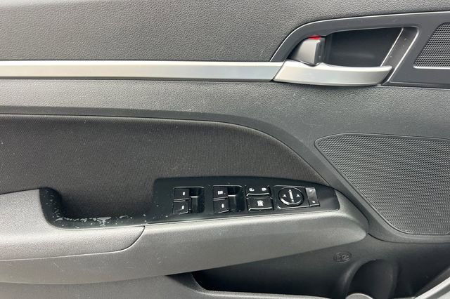 Used 2020 Hyundai Elantra SEL w/ Cargo Package (C1) image 11