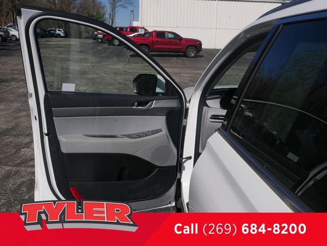 Used 2025 Hyundai Palisade SEL AWD/4WD image 19