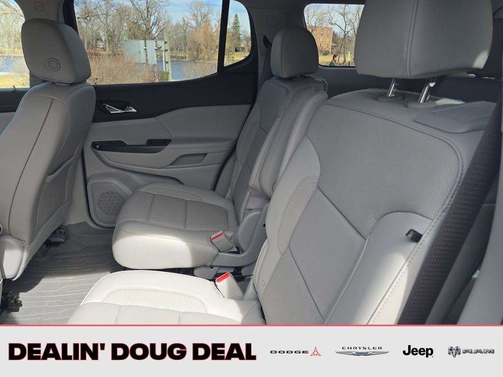 Used 2020 GMC Acadia SLT w/ Premium Package image 26
