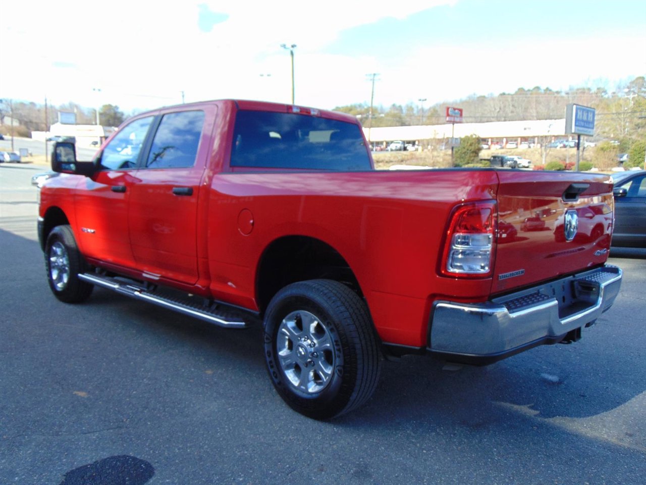 Used 2024 RAM 2500 Big Horn w/ Bed Utility Group image 12
