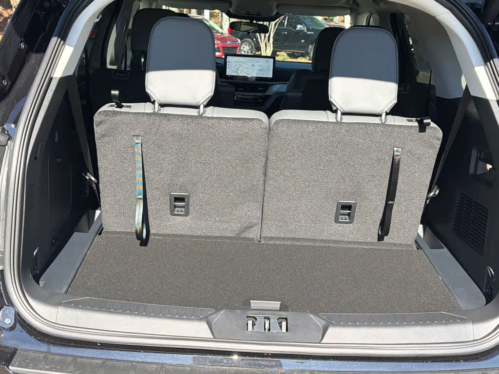 New 2026 Ford Explorer Active w/ Active Comfort Package image 15