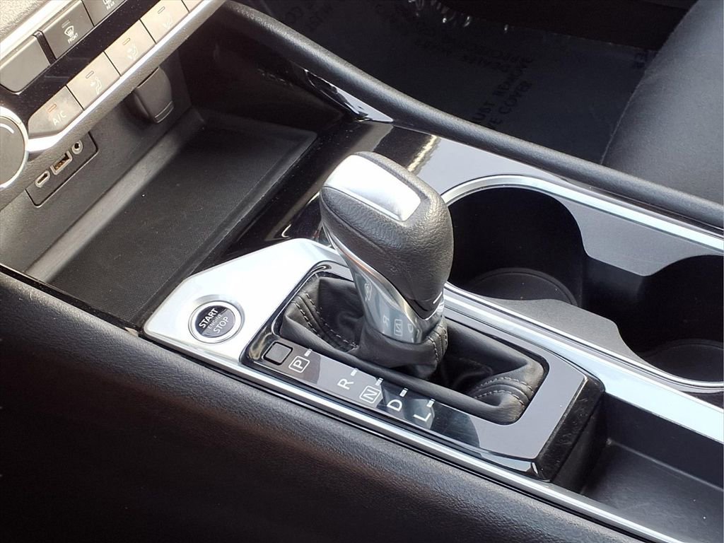 Used 2024 Nissan Altima 2.5 SV FWD image 13