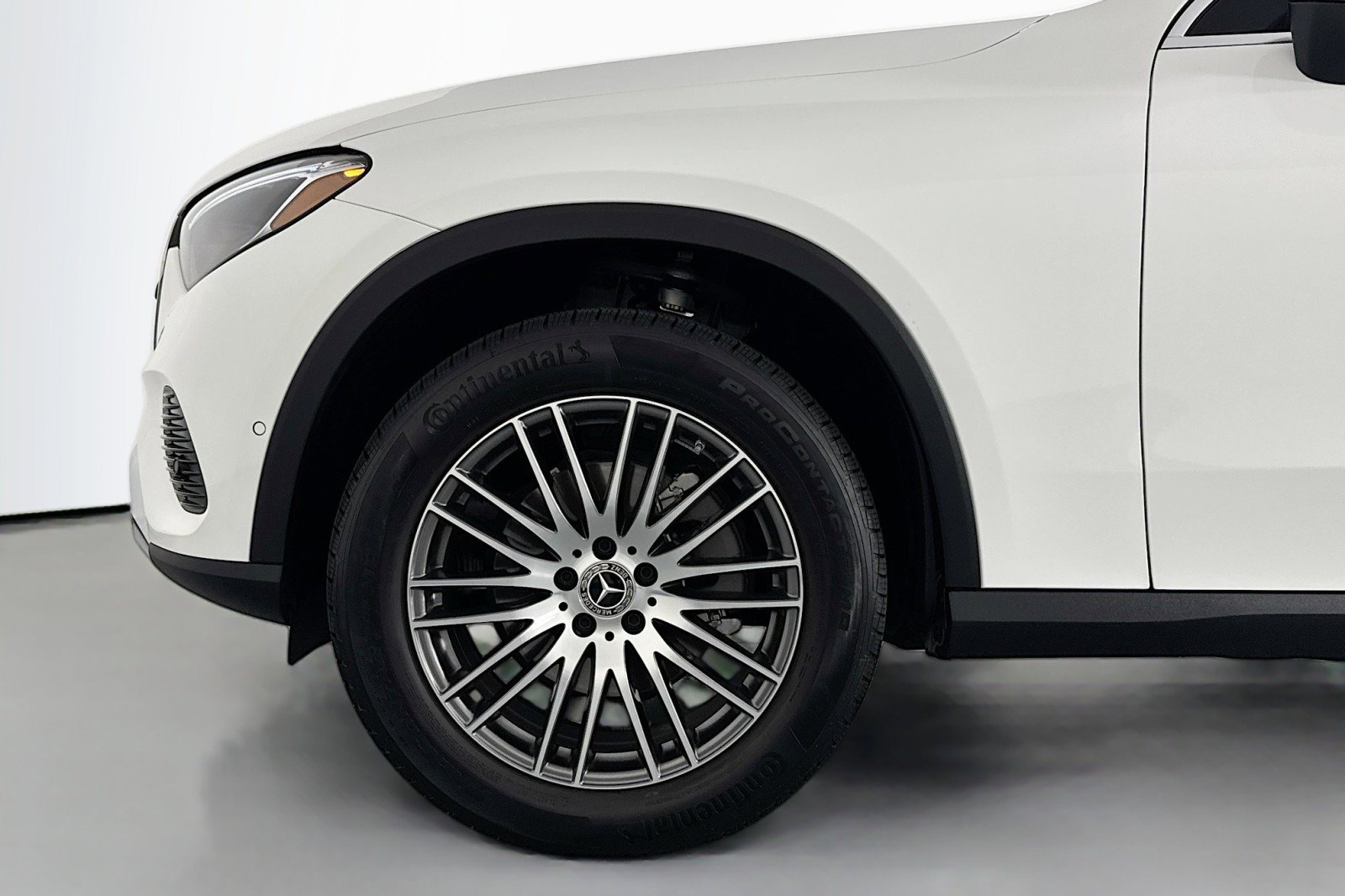 Certified 2026 Mercedes-Benz GLC 300 GLC 300 image 9