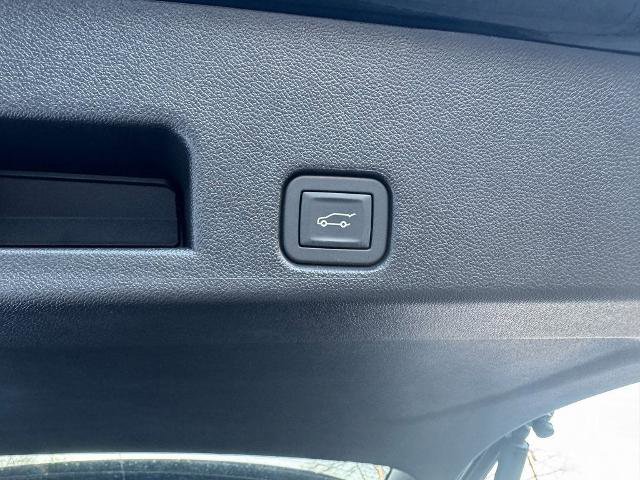 New 2026 GMC Acadia Elevation w/ Super Cruise Package image 7