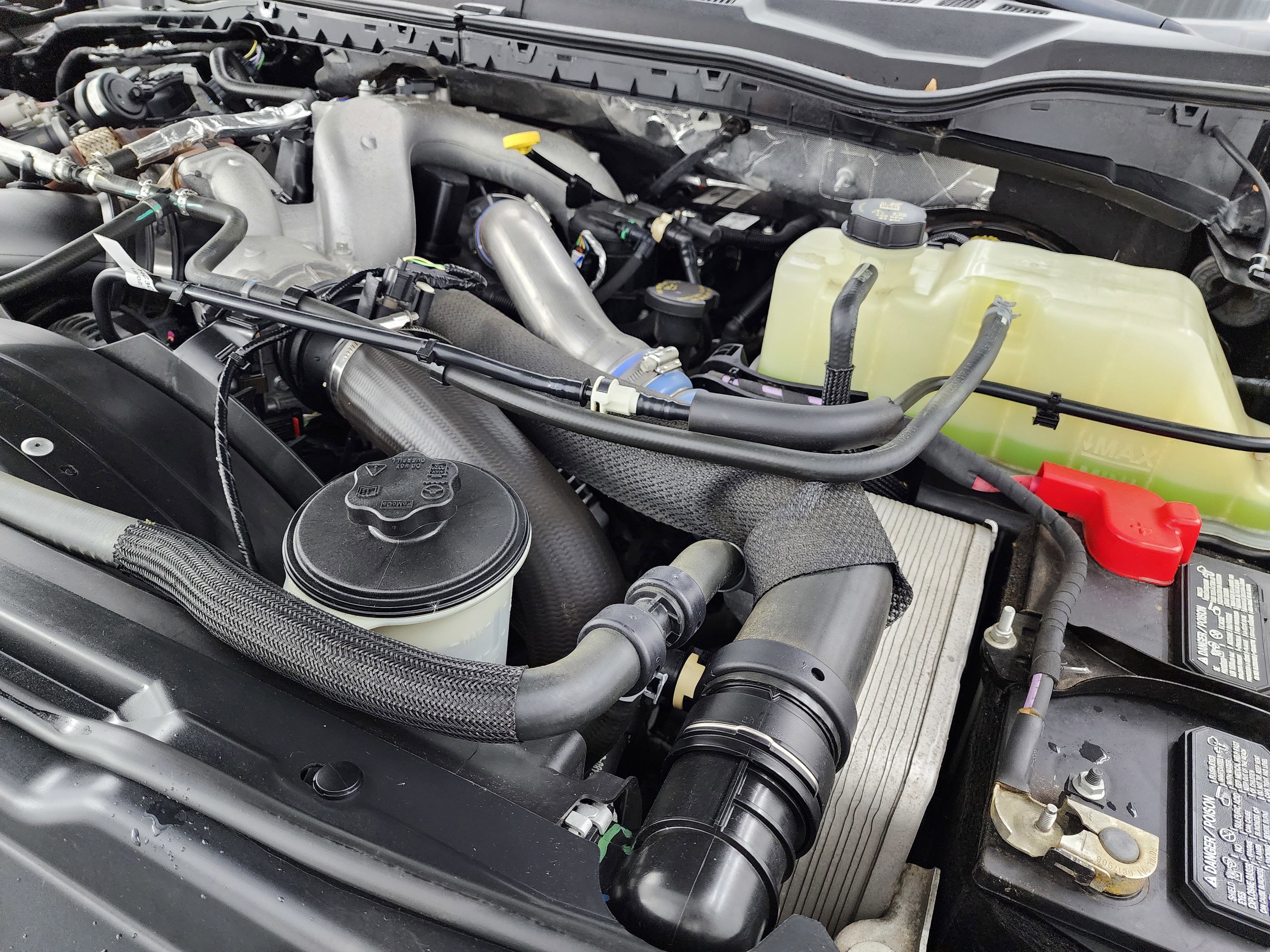 Used 2022 Ford F350 Lariat image 19