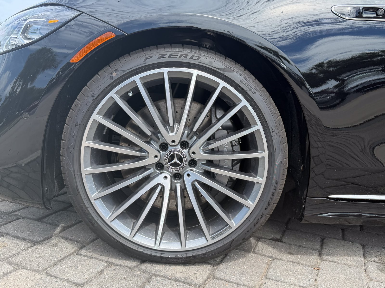 New 2027 Mercedes-Benz S 580 4MATIC Sedan image 13
