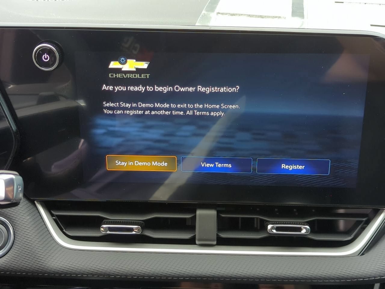New 2027 Chevrolet Equinox LT FWD image 14
