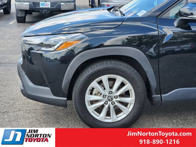 Used 2024 Toyota Corolla Cross LE FWD image 8