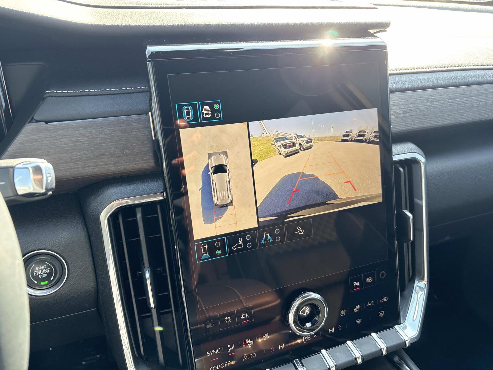 Certified 2024 GMC Acadia Denali w/ Super Cruise Package image 22