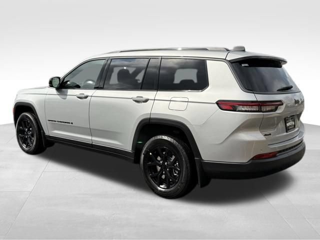 New 2026 Jeep Grand Cherokee L 4WD image 5