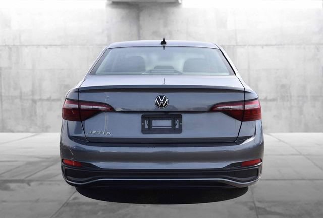 Certified 2024 Volkswagen Jetta S image 6