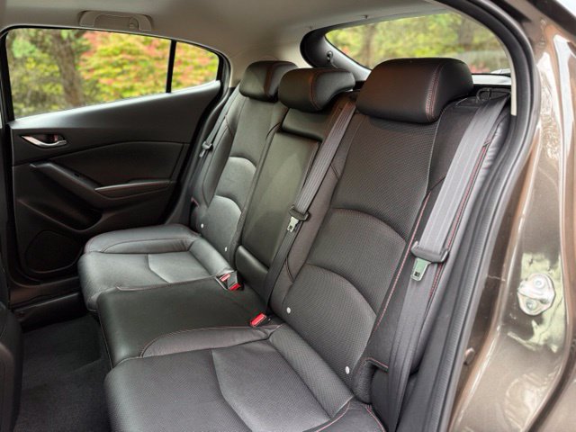Used 2014 MAZDA MAZDA3 s Grand Touring w/ Technology Package FWD image 37