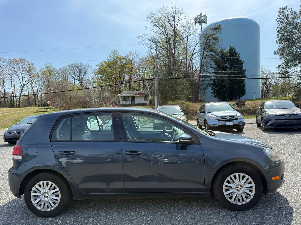 Used 2013 Volkswagen Golf 4-Door image 8