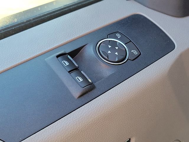 Certified 2022 Ford F550 4x4 Regular Cab Super Duty image 15