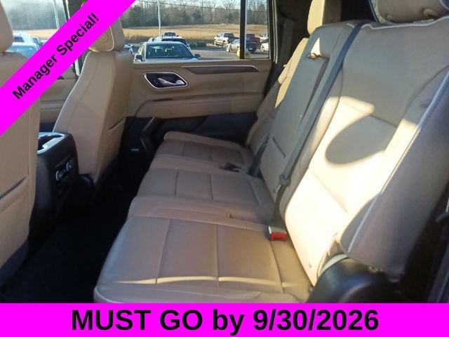 Used 2024 Chevrolet Suburban Premier RWD image 24