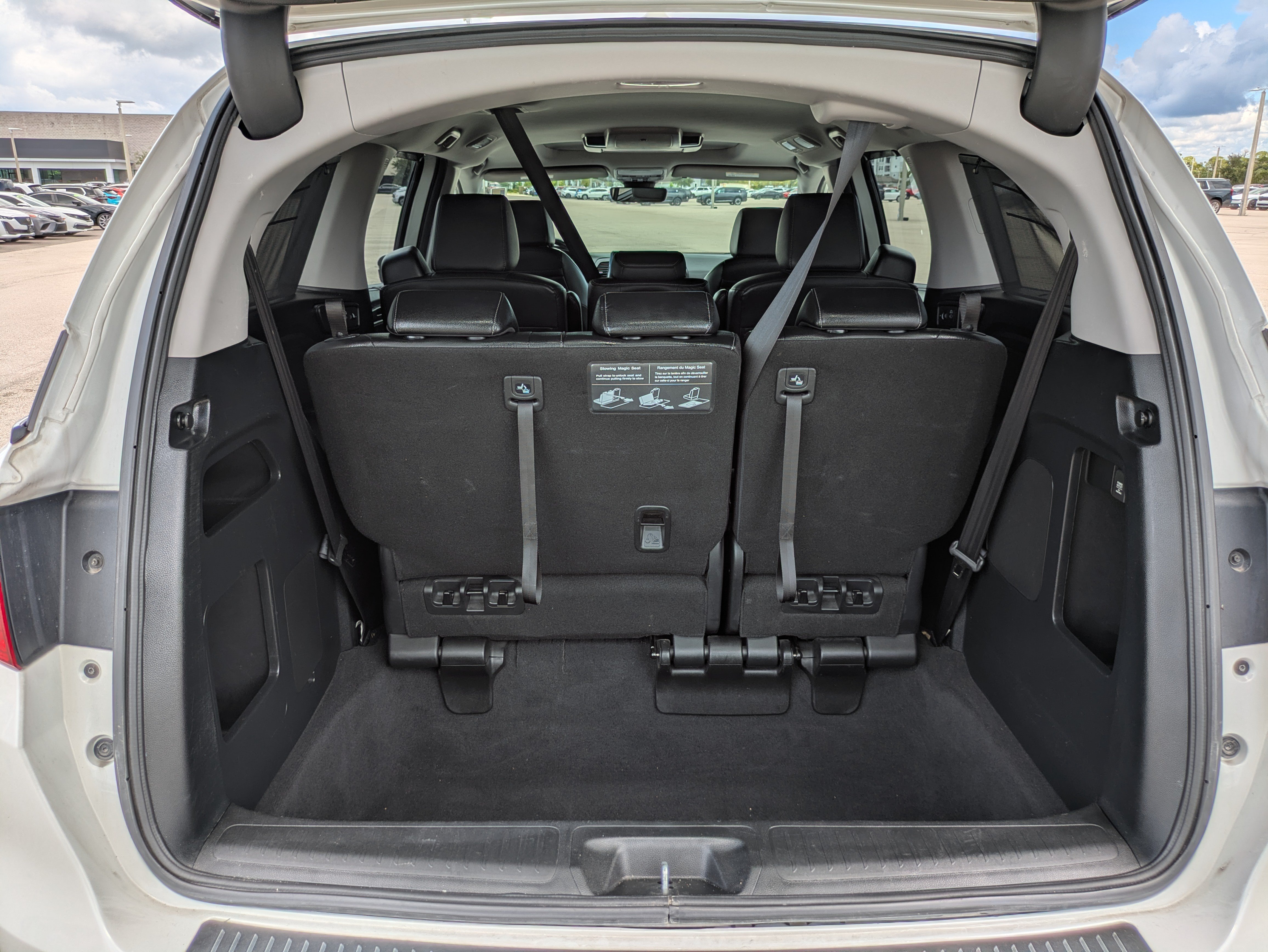 Used 2022 Honda Odyssey Touring image 13