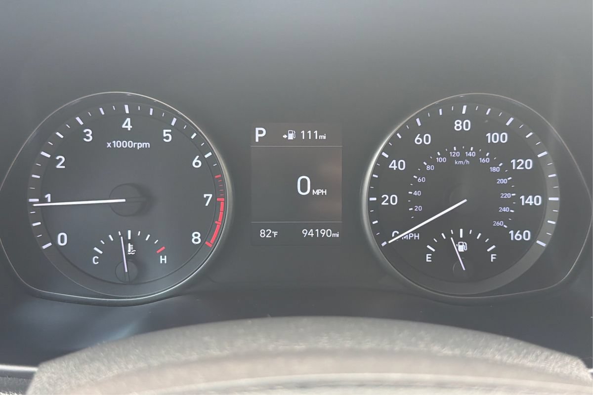 Used 2018 Hyundai Elantra GT FWD image 16