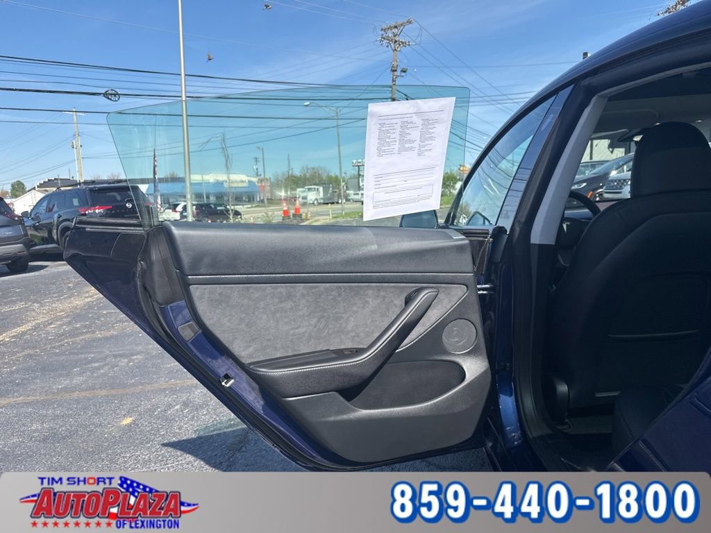 Used 2023 Tesla Model 3 Performance image 14