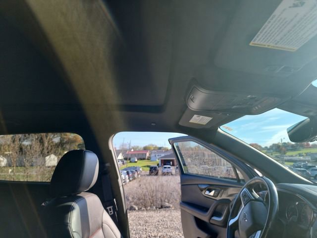 Used 2021 Chevrolet Blazer RS w/ Enhanced Convenience Package image 17