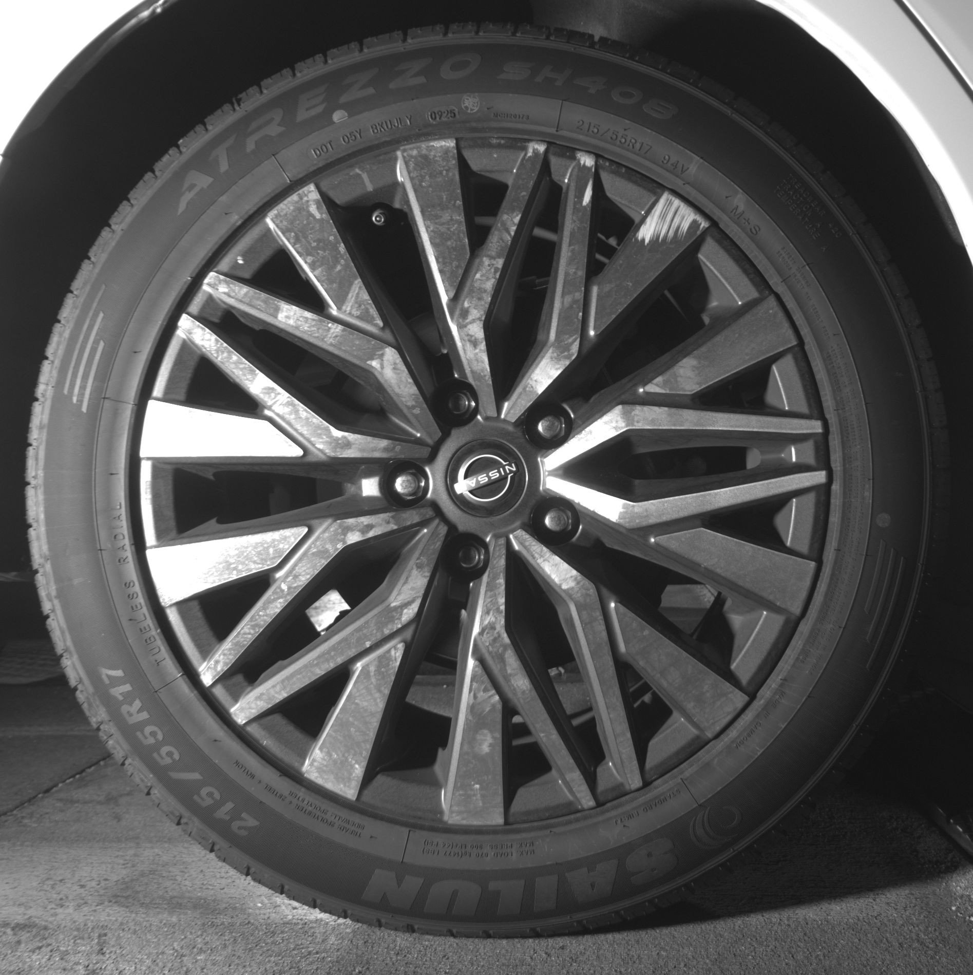 Used 2025 Nissan Altima 2.5 SV FWD image 15